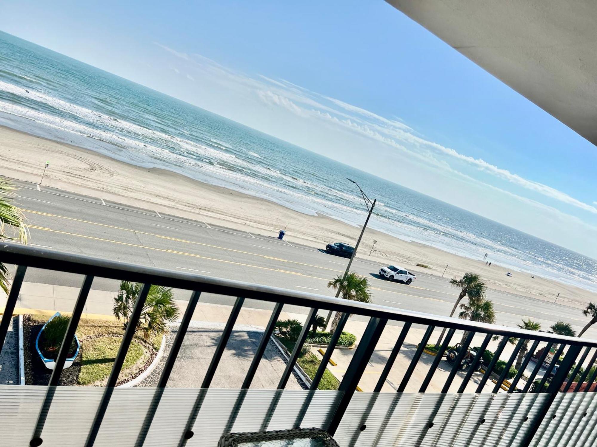 Amazing And Spectacular Ocean And Beach Views In Galveston Eksteriør billede